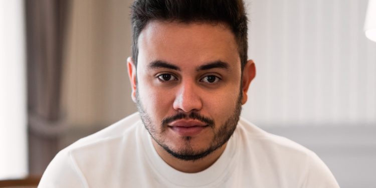 Mandarrari se pronuncia e nega envolvimento em esquema com filho de Bolsonaro