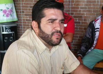 Prefeito que celebrou vitória nas eleições com festa na pandemia vira réu na Justiça