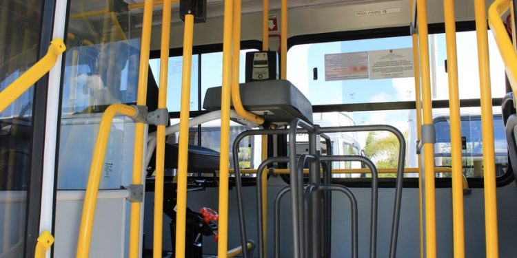 CMJP aprova projeto para retirar segunda catraca dos ônibus de João Pessoa