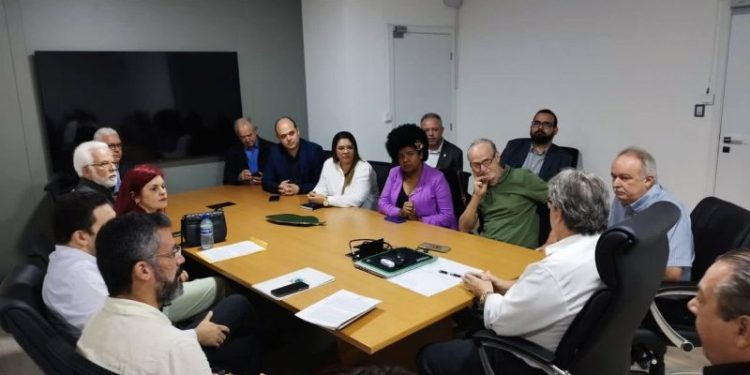 Governador se reúne com três pré-candidatos à Prefeitura de Campina Grande