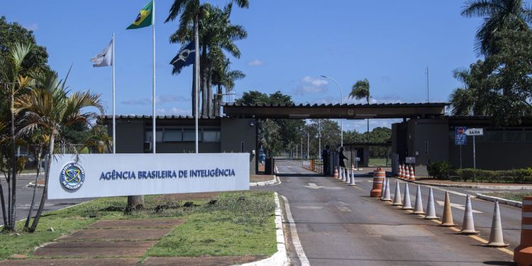 ABIN propõe mudar regras e identificar quem acessa seus relatórios