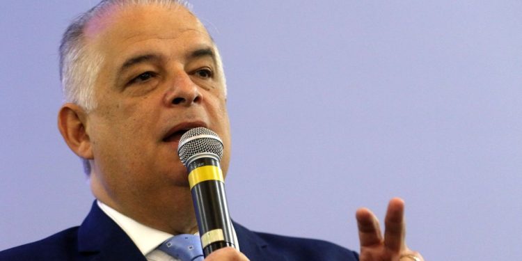 Voa Brasil deve ser lançado ainda neste mês, diz ministro