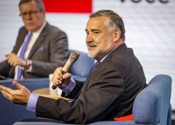 Paulo Pimenta afirma: imprensa é peça-chave no enfrentamento de fake news