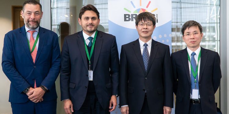 China reconhece avanços do Brasil na implementação do 5G