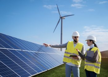 Energia solar no Brasil fica 10% mais barata no último trimestre, aponta estudo