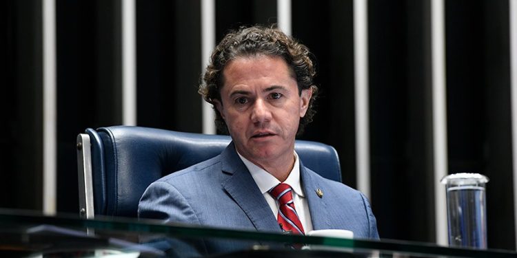 Veneziano avalia que o Senado Federal atendeu as demandas do país este ano