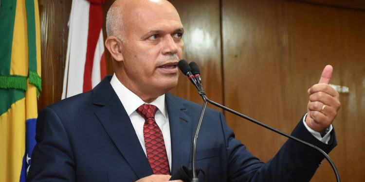 Coronel Sobreira diz que não entendeu veto de Cícero à Lei que proibia banheiros unissex na Capital