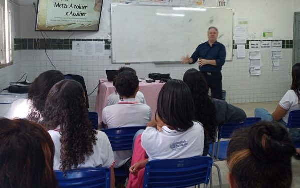 Iniciativa do MP leva conscientização sobre violência contra a mulher a escolas estaduais de Campina Grande