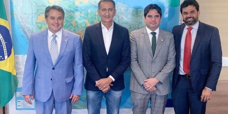 Murilo pleiteia liberação de recursos para municípios paraibanos no ministério do Desenvolvimento Regional