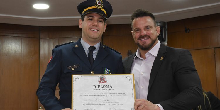 Comandante da Guarda Civil Metropolitana recebe Cidadania Pessoense