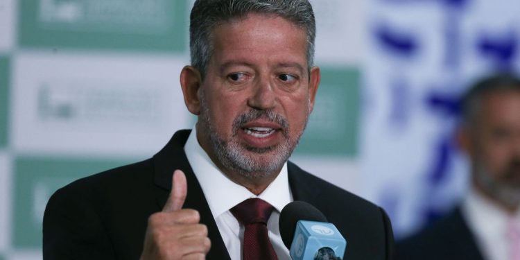 Minirreforma eleitoral será apresentada na próxima segunda-feira