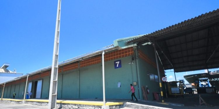 João Azevêdo entrega dragagem, armazéns e implanta projeto Porto Cidade com ações de inclusão social em Cabedelo