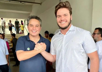 Efraim Filho espera que filiação de Bruno ao União Brasil ocorra ainda neste semestre