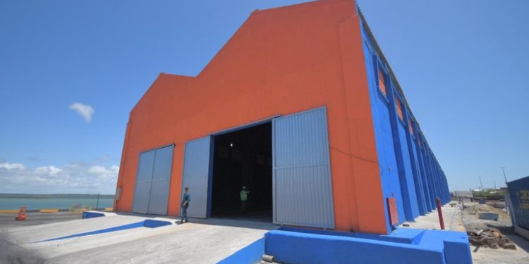 João Azevêdo entrega dragagem, armazéns e implanta projeto Porto Cidade com ações de inclusão social em Cabedelo