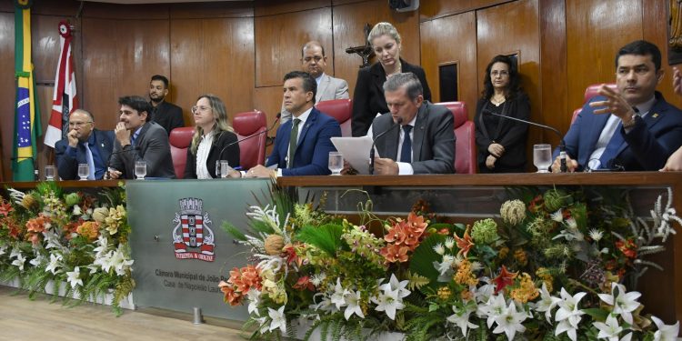 Secretaria de Saúde presta contas durante audiência na Câmara de João Pessoa