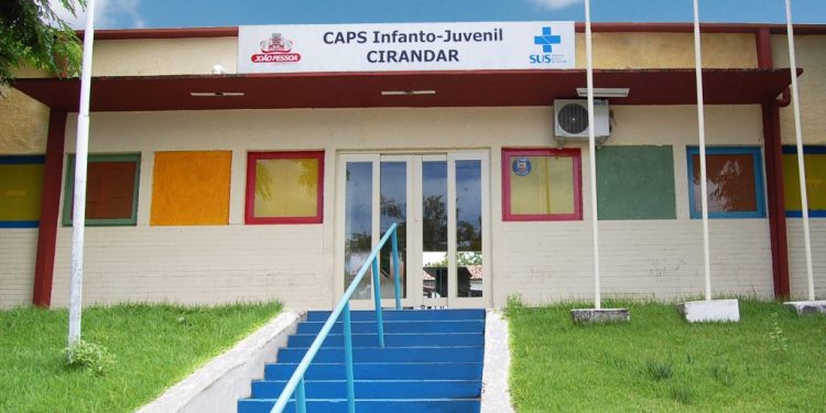 Secretaria de Saúde chama atenção para prevenção ao suicídio e mantém rede de assistência e apoio