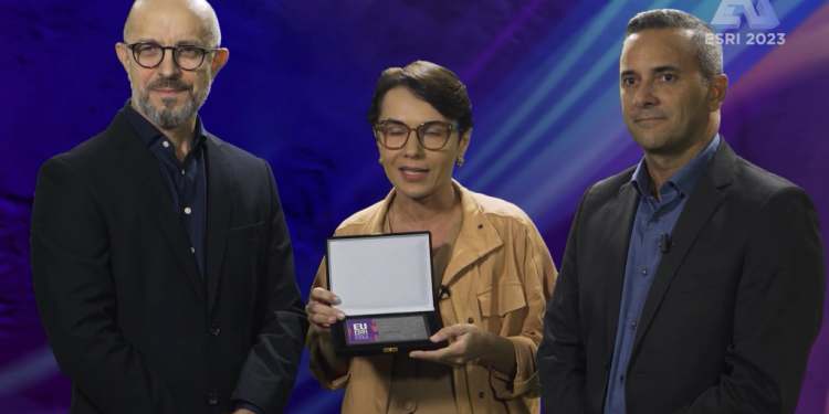 Prefeitura de João Pessoa recebe Prêmio de Excelência por transformação digital nos sistemas de arrecadação de IPTU e ITBI