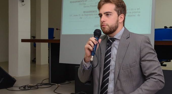 Presidente da ALPB lamenta morte do secretário legislativo-geral Guilherme de Castro