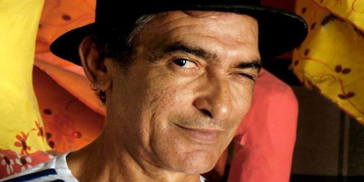 Babá Santana abre exposição ‘Encontro’ e mostra arte da papietagem na Casa da Pólvora