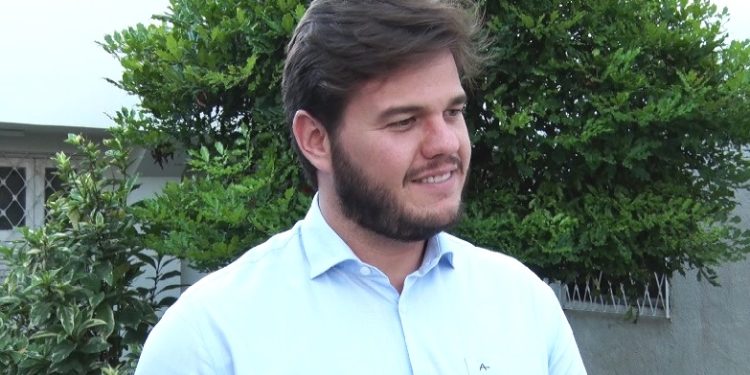 Bruno envia à Câmara projeto de lei para seleção de gestores escolares através de processo seletivo