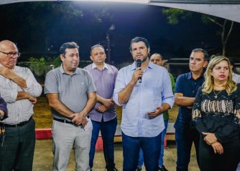 Leo Bezerra entrega nova iluminação em LED da Praça São Gonçalo, na Torre