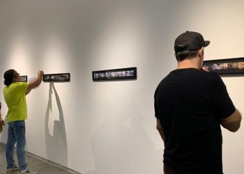 Artista português visita exposição e interage com professores e alunos da Universidade Federal da Paraíba