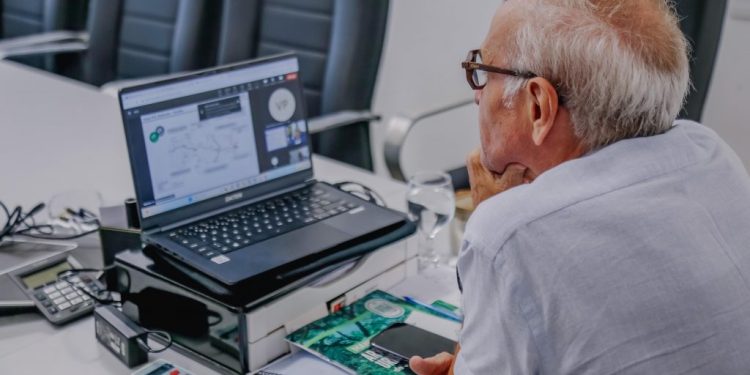 Cícero Lucena afirma que vai complementar obra da BR-230 para fazer ligação entre bairros