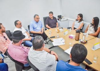 Prefeitura define planejamento logístico para Romaria da Penha em reunião com o reitor do Santuário
