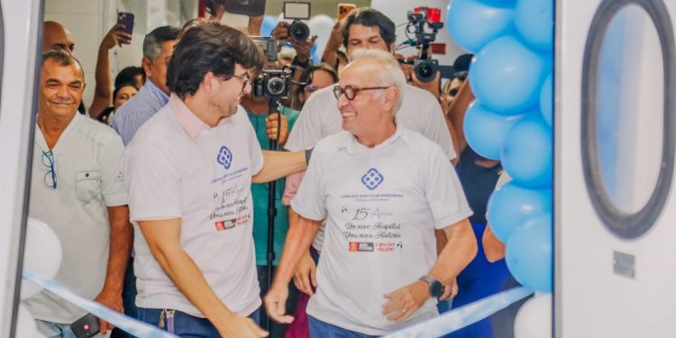 Cícero Lucena entrega nova estrutura de urgência e UTI do Complexo Hospitalar de Mangabeira, que ganhou 30 novos leitos