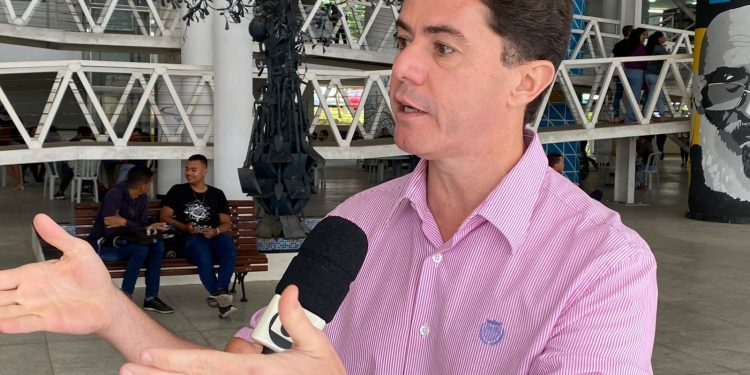 Veneziano parabeniza API pelos 90 anos de fundação e destaca iniciativas de seu mandato em favor dos jornalistas