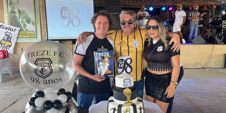 Veneziano participa da festa de 98 anos do Treze e destaca parcerias com os clubes de futebol de Campina Grande