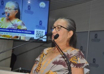 Vereadora Dona Fátima destaca importância de aprovação de piso da enfermagem pela CMCG