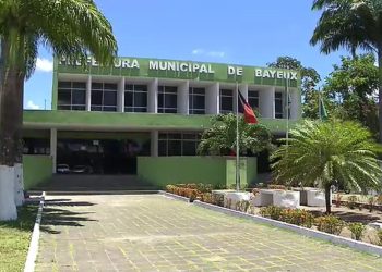 FPM de Bayeux cai 30% e gestão cancela eventos para priorizar pagamento de servidores
