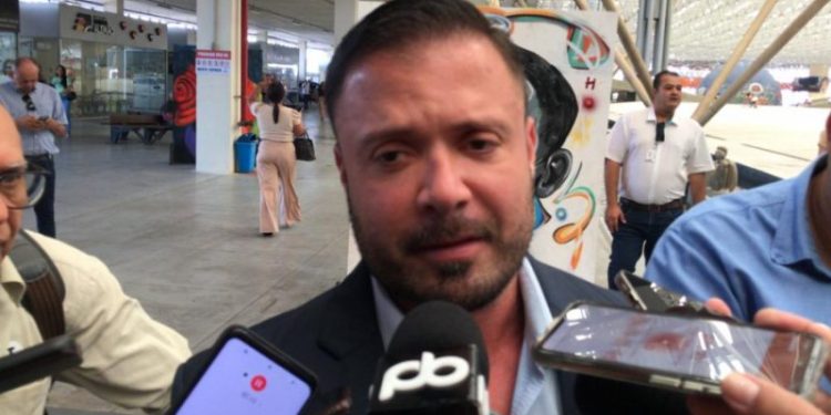 Com candidatura de Queiroga garantida, Caio Roberto sugere que Nilvan seja candidato a vereador em 2024