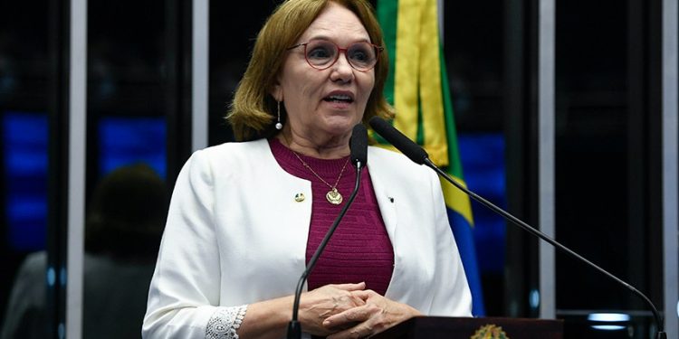 OUÇA: Senadora e médica Zenaide Maia contesta relatório da Daniella Ribeiro que permite a venda de sangue humano no Brasil
