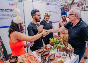 Cícero Lucena compartilha experiências da gestão municipal em painel sobre políticas públicas