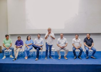 Cícero Lucena abre aula inaugural de cursos profissionalizantes para pessoas em situação de vulnerabilidade social