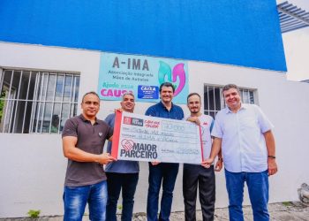 Leo Bezerra libera R$ 70 mil em recursos orientados por parlamentar para a Associação Integrada Mães de Autistas