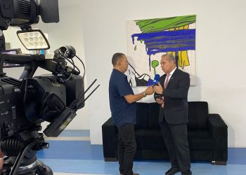 Valdiney Gouveia anuncia novo concurso público para servidores na UFPB