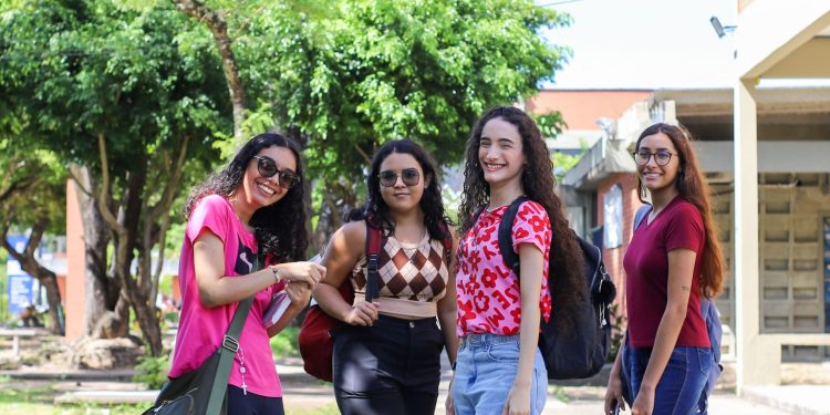 UFPB abre 432 vagas para transferência voluntária, ingresso de graduados e reopção de curso