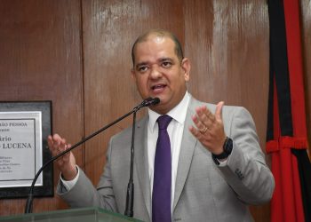 “Não é retrocesso, é avanço de gestão”, afirma vereador sobre programa de parcerias público-privadas da PMJP