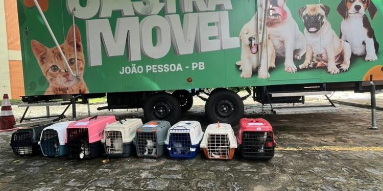 Castramóvel continua atendimentos no Centro Universitário Uniesp, na BR 230