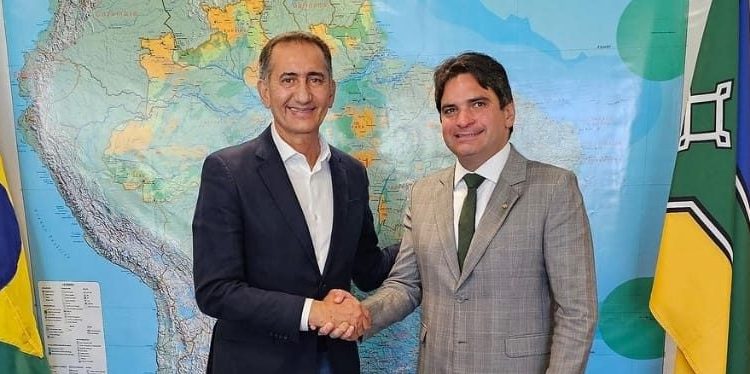 Murilo pleiteia liberação de recursos para municípios paraibanos no ministério do Desenvolvimento Regional