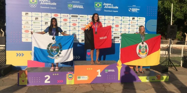 Nadadora paraibana ganha ouro e bronze e Estado já soma 11 medalhas nos Jogos da Juventude