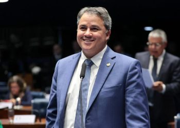 Trabalho de Efraim para fortalecer setor de tecnologia brasileiro é destaque na mídia nacional