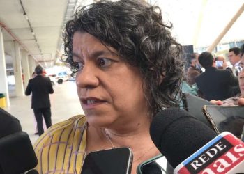 MAIS UMA: Estela afirma que é pré-candidata a prefeita de João Pessoa pelo PT