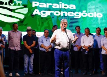 João Azevêdo participa de abertura da Expofeira Paraíba Agronegócio e destaca importância econômica do evento para o setor produtivo