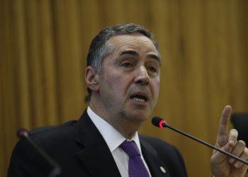 Barroso é empossado no cargo de presidente do STF
