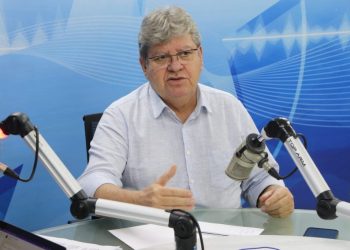 João Azevêdo garante que seu nome está à disposição para disputar o Senado em 2026