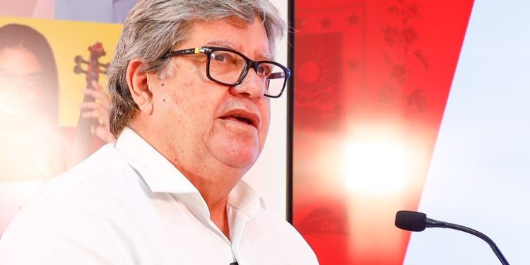 João Azevêdo lança novos editais na área da ciência e tecnologia pela Fapesq com investimentos superiores a R$ 37 milhões